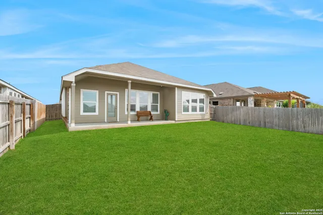 $2,500 | 8950 Rancher Place, Seguin, TX 78155