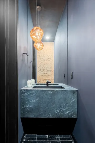 $2,095,000 | 7805 Lazy River Cove, Austin, TX 78730