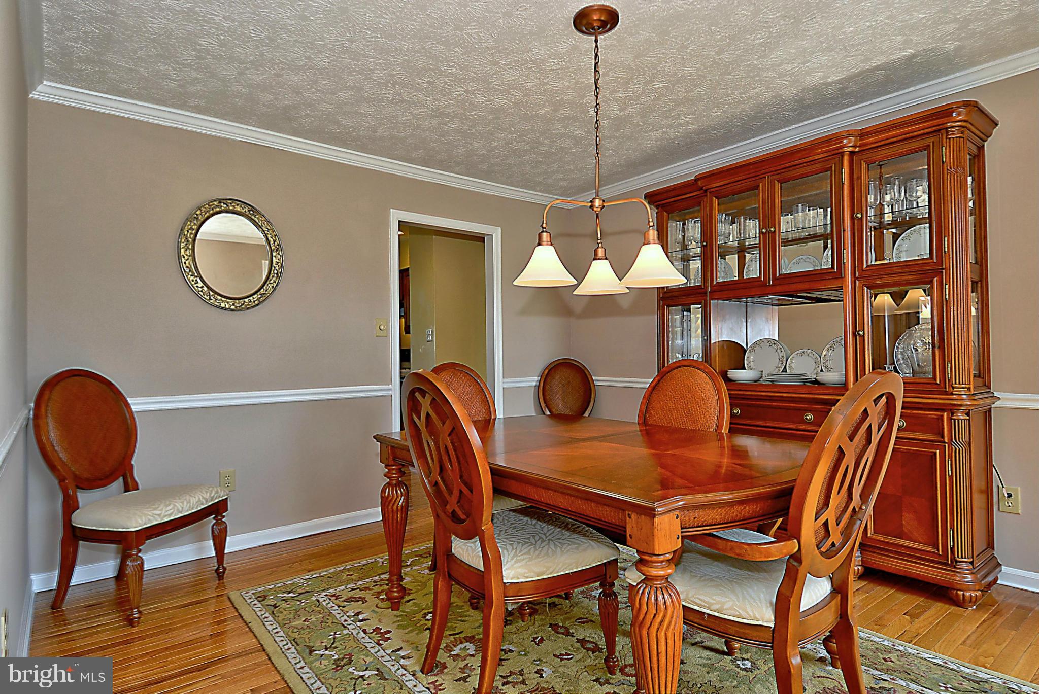 17245 Spates Hill Road Poolesville, MD 20837 - Photo 11 of 30 Dining Room