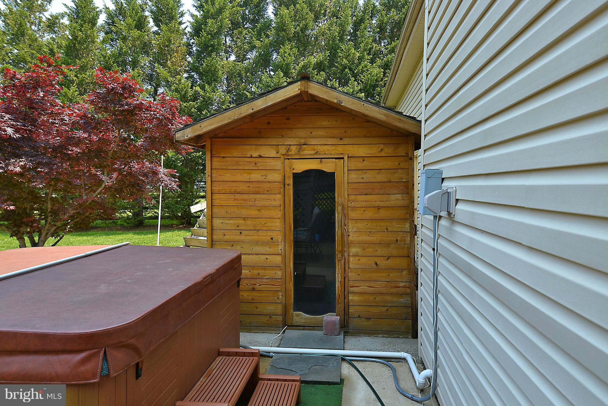 17245 Spates Hill Road Poolesville, MD 20837 - Photo 30 of 30 Exterior (Rear)