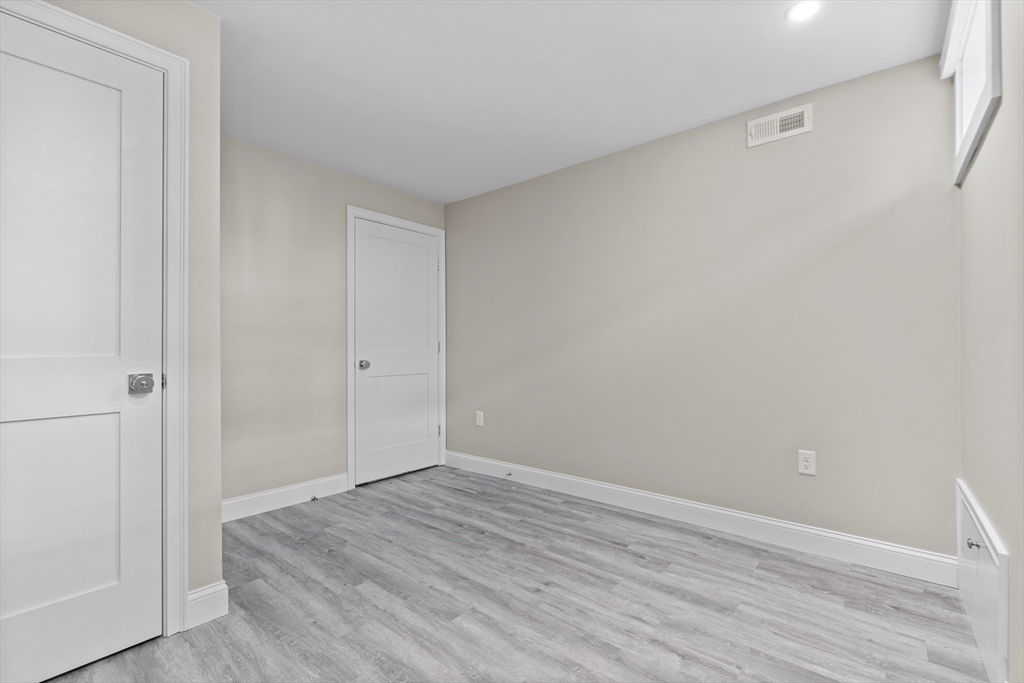 769 East 6th Street, Unit 1 Boston, MA 02127 - Photo 16 of 18 a view of room