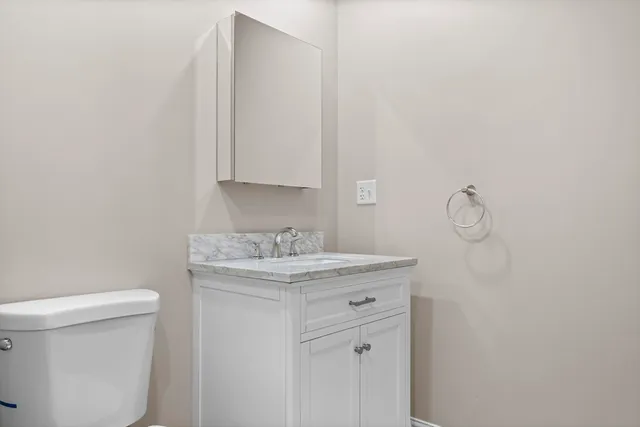 $4,200 | 769 East 6th Street, Unit 1, Boston, MA 02127