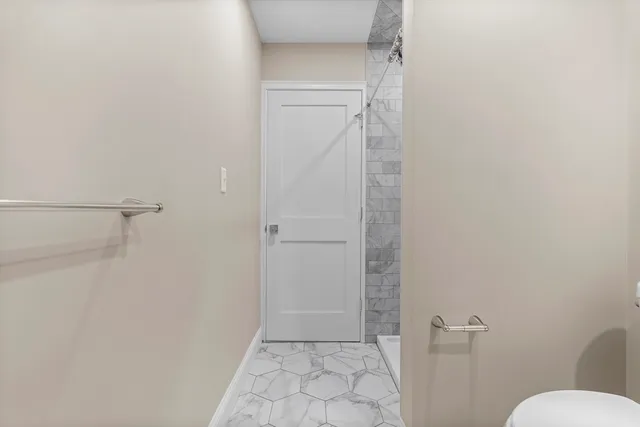 $4,200 | 769 East 6th Street, Unit 1, Boston, MA 02127