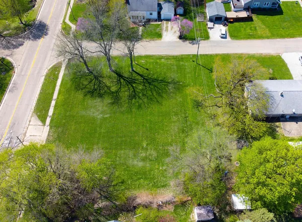 $40,000 | 600 East Cedar Street, Le Roy, IL 61752