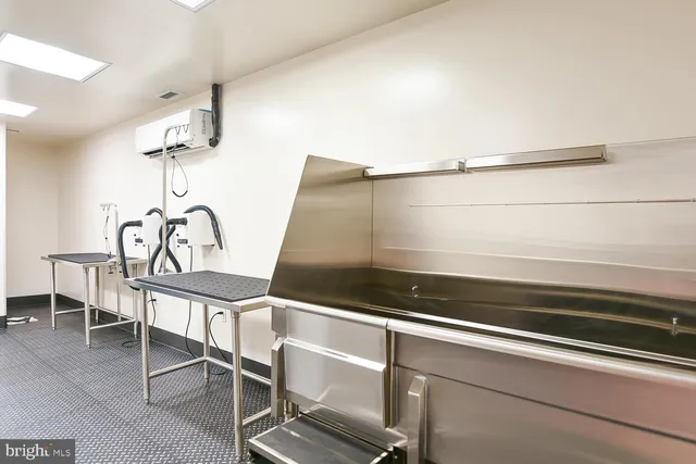 $1,745 | 901 H Street Northeast, Unit 643, Washington, DC 20002