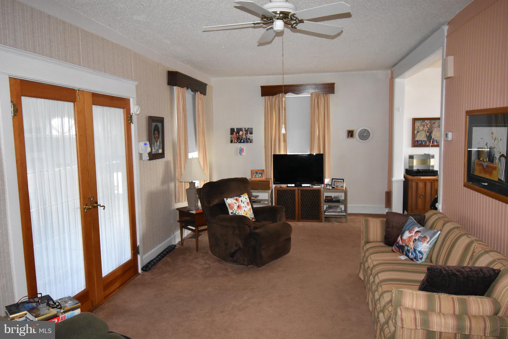 402 Lippincott Avenue Riverside, NJ 08075 - Photo 7 of 18