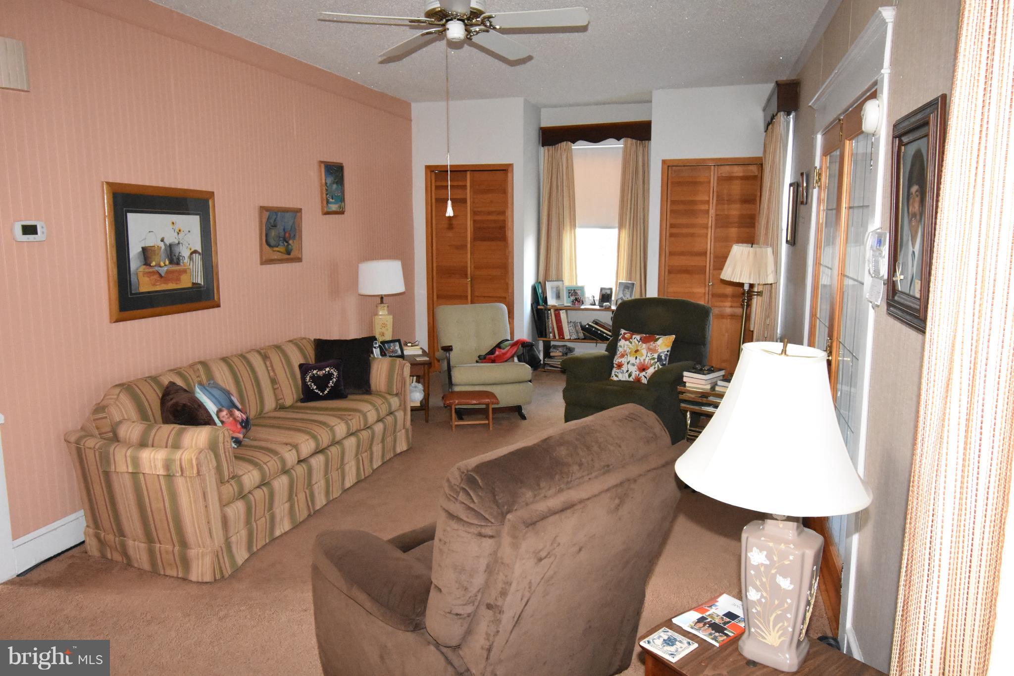 402 Lippincott Avenue Riverside, NJ 08075 - Photo 8 of 18