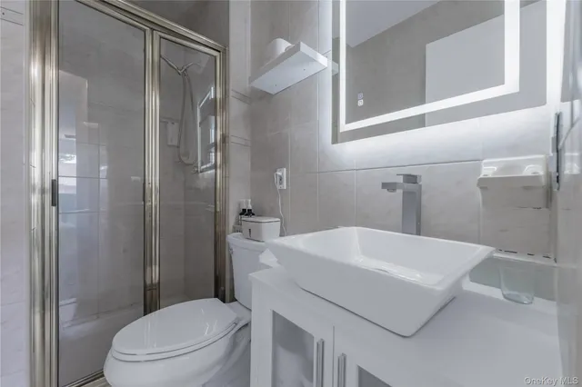 a view of a workspace with furniture