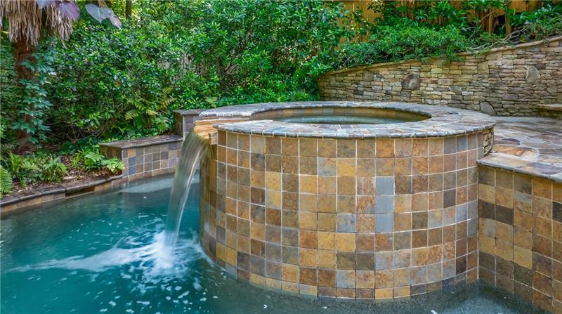 1255 Beech Haven Road Northeast Atlanta, GA 30324 - Photo 85 of 87 a view of outdoor space with water fountain