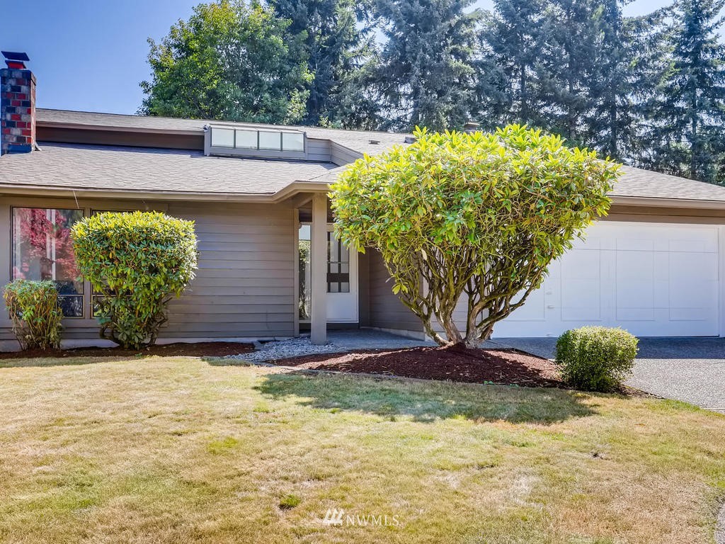 10931 Southeast 183rd Court Renton, WA 98055 - Photo 1 of 28 Gallery Image 1