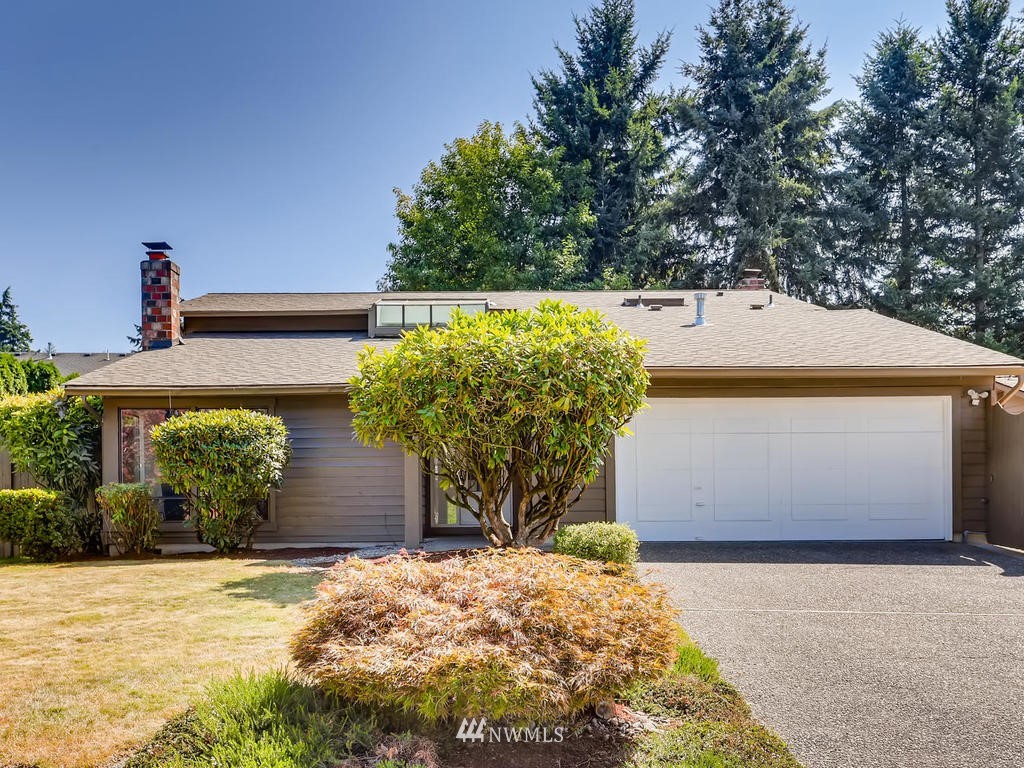 10931 Southeast 183rd Court Renton, WA 98055 - Photo 2 of 28 Gallery Image 2