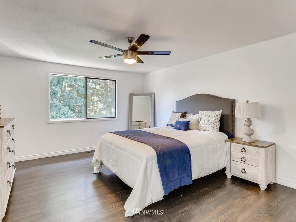 10931 Southeast 183rd Court Renton, WA 98055 - Photo 14 of 28 Gallery Image 14