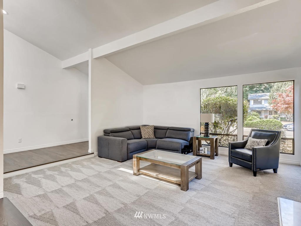 10931 Southeast 183rd Court Renton, WA 98055 - Photo 5 of 28 Gallery Image 5
