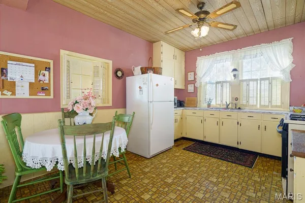 $180,000 | 404 North Walnut Street, Rolla, MO 65401