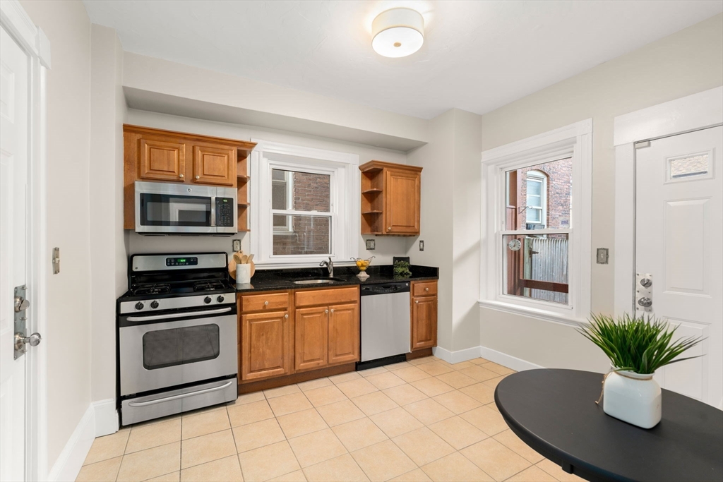 221 Shurtleff Street, Unit 2 Chelsea, MA 02150 - Photo 9 of 25