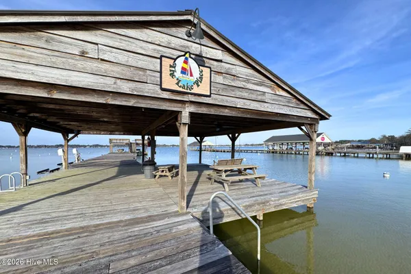$126,000 | 215 Lake Place, Unit 215, Elizabethtown, NC 28337
