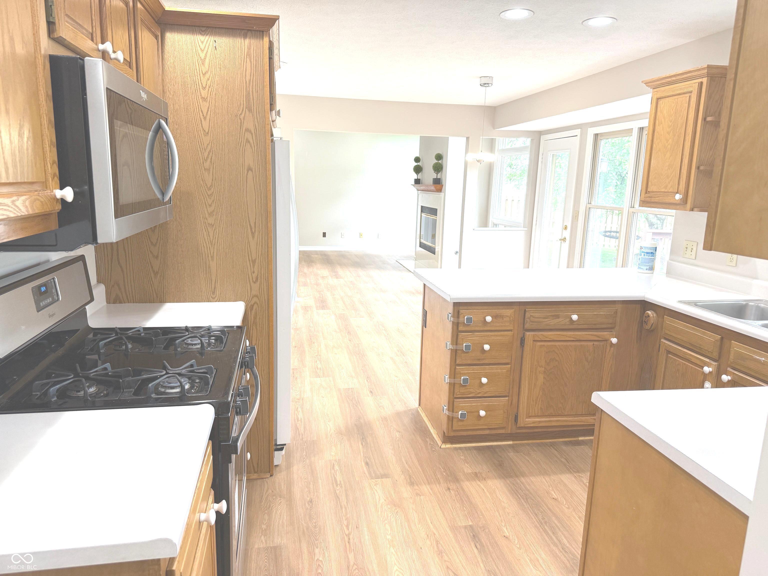 2231 Reston Lane Columbus, IN 47203 - Photo 18 of 48