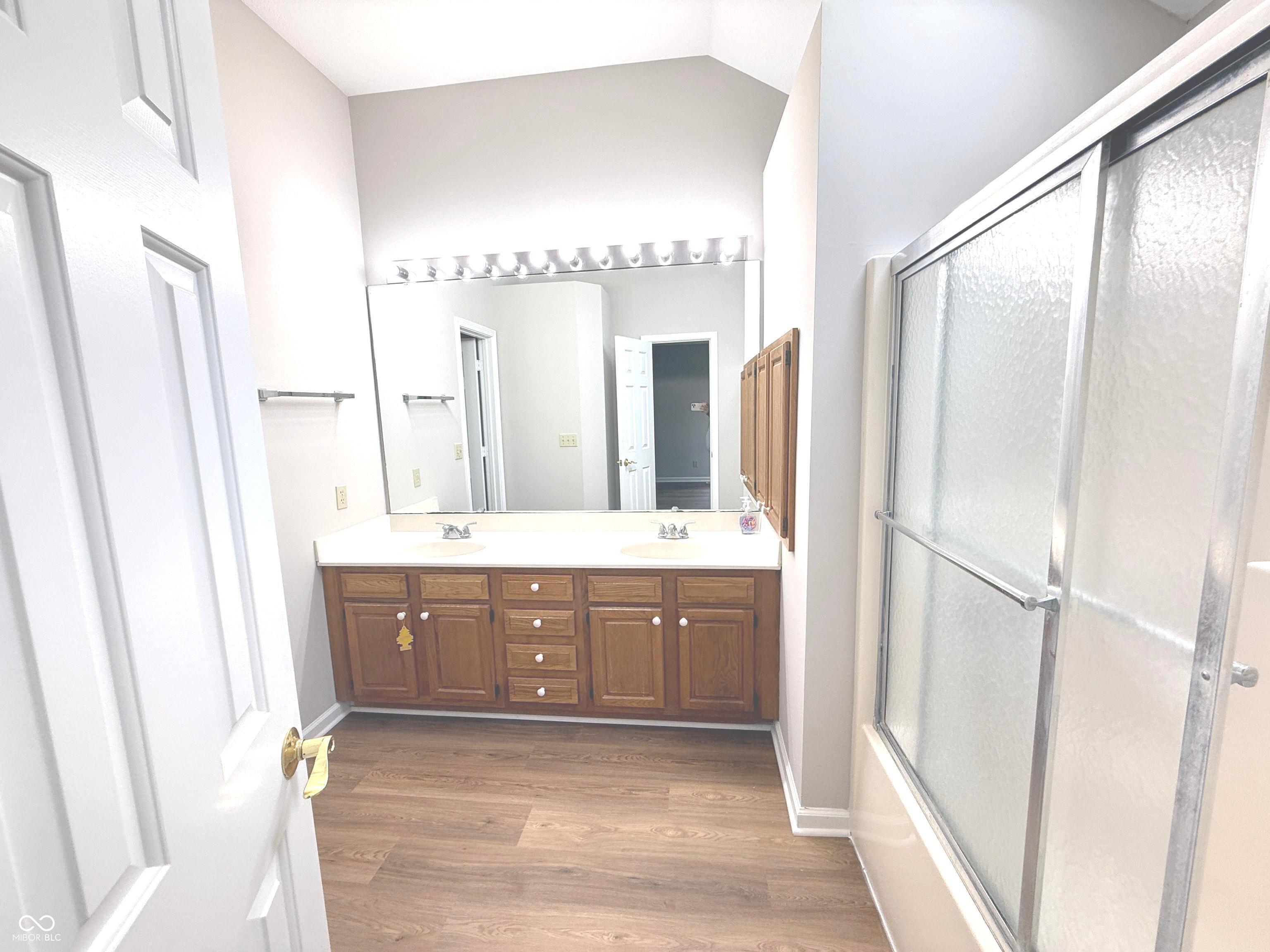 2231 Reston Lane Columbus, IN 47203 - Photo 29 of 48