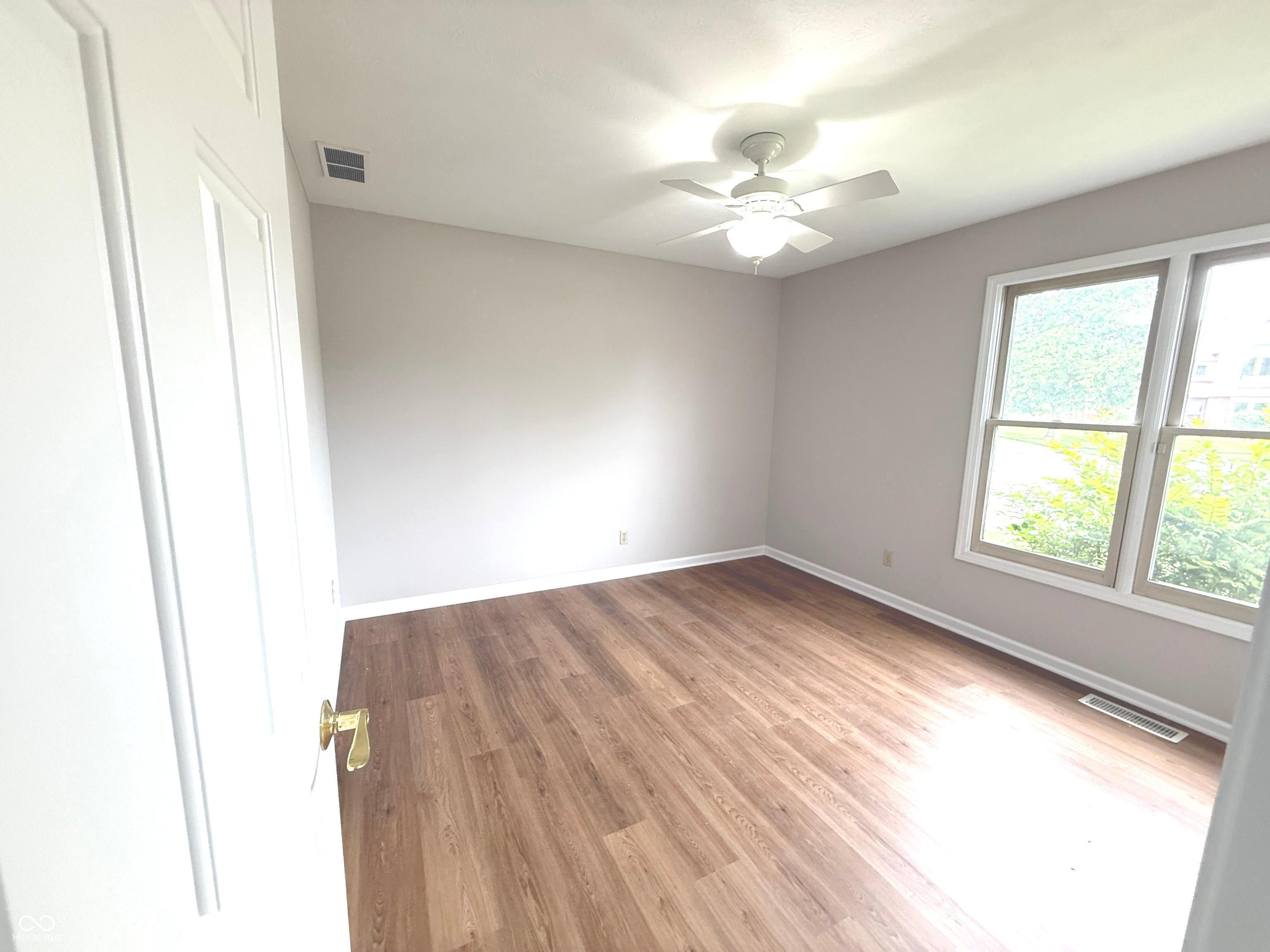 2231 Reston Lane Columbus, IN 47203 - Photo 31 of 48