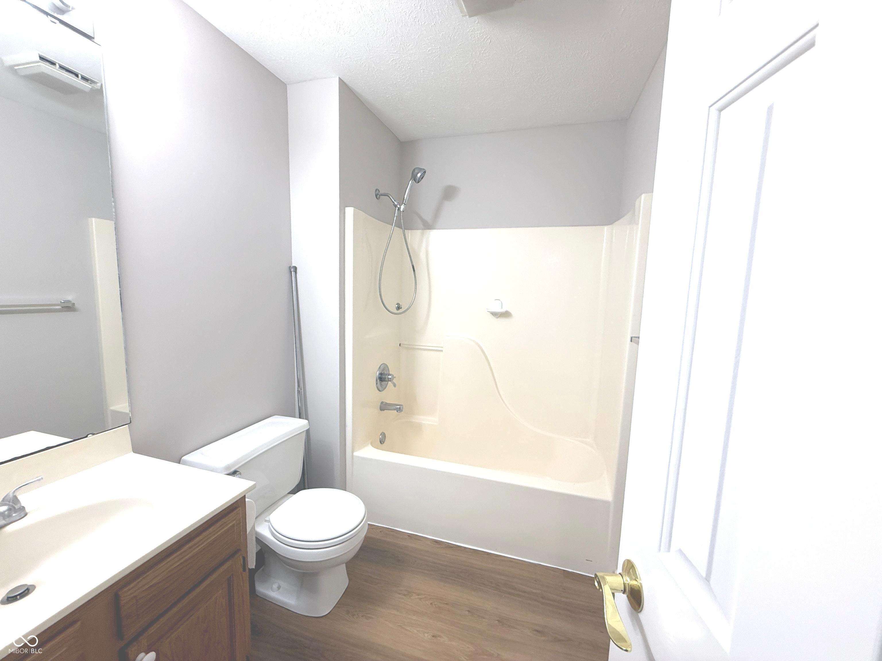 2231 Reston Lane Columbus, IN 47203 - Photo 33 of 48