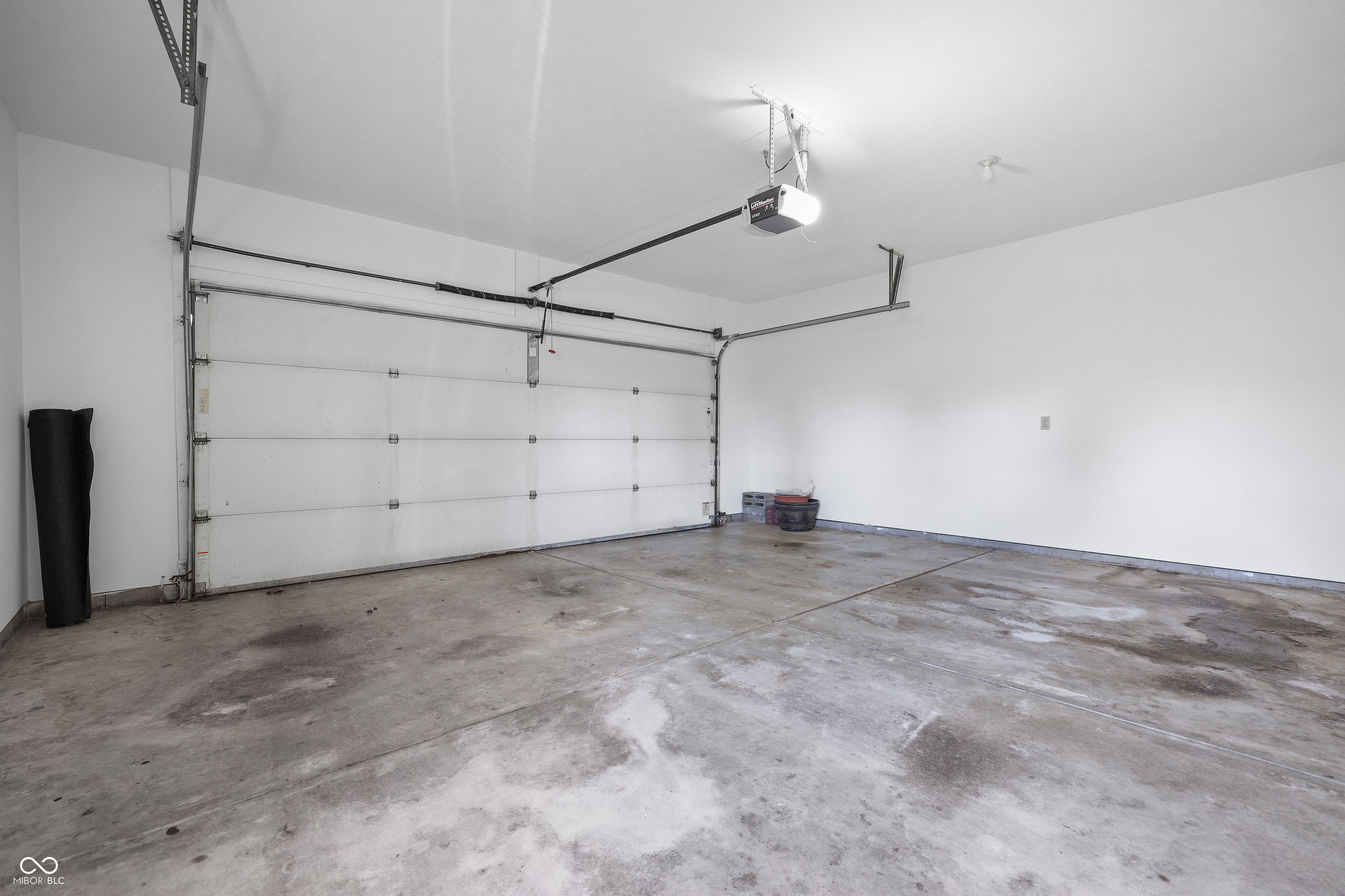 2231 Reston Lane Columbus, IN 47203 - Photo 47 of 48