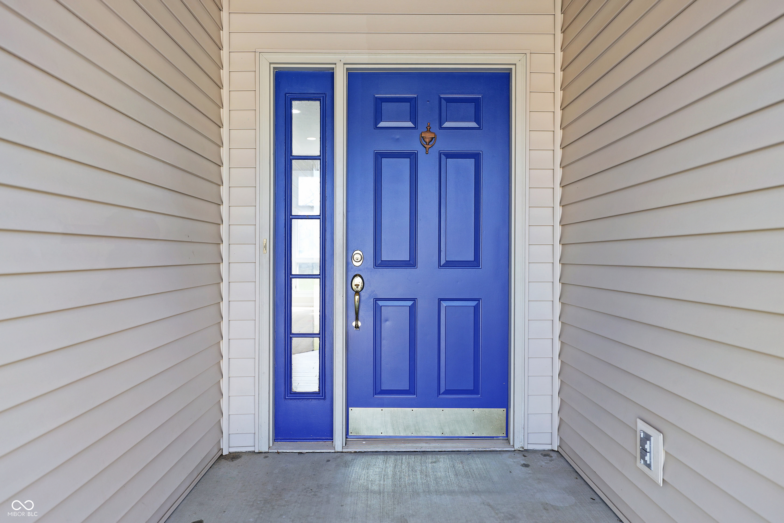 2231 Reston Lane Columbus, IN 47203 - Photo 5 of 48