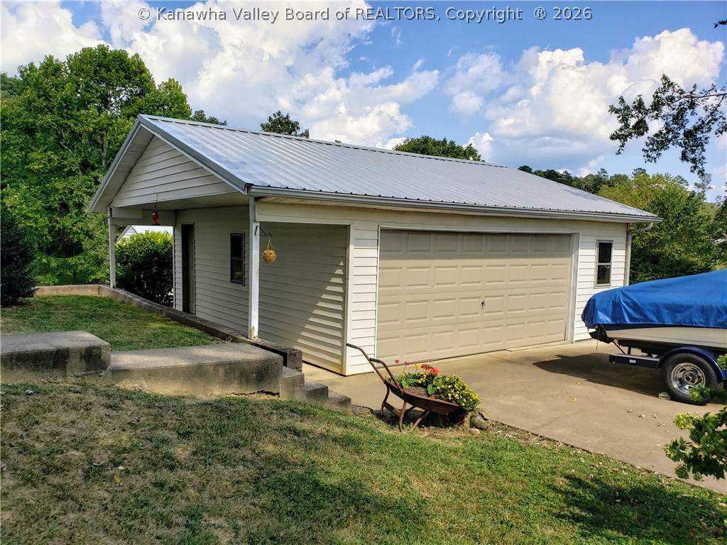 4893 Greer Road Point Pleasant, WV 25550 - Photo 5 of 28 2-Car Garage