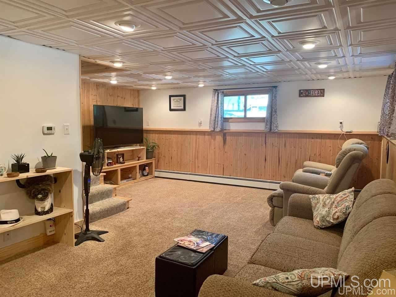 4091 13.75 Road Escanaba, MI 49829 - Photo 15 of 36 Gallery Image 15