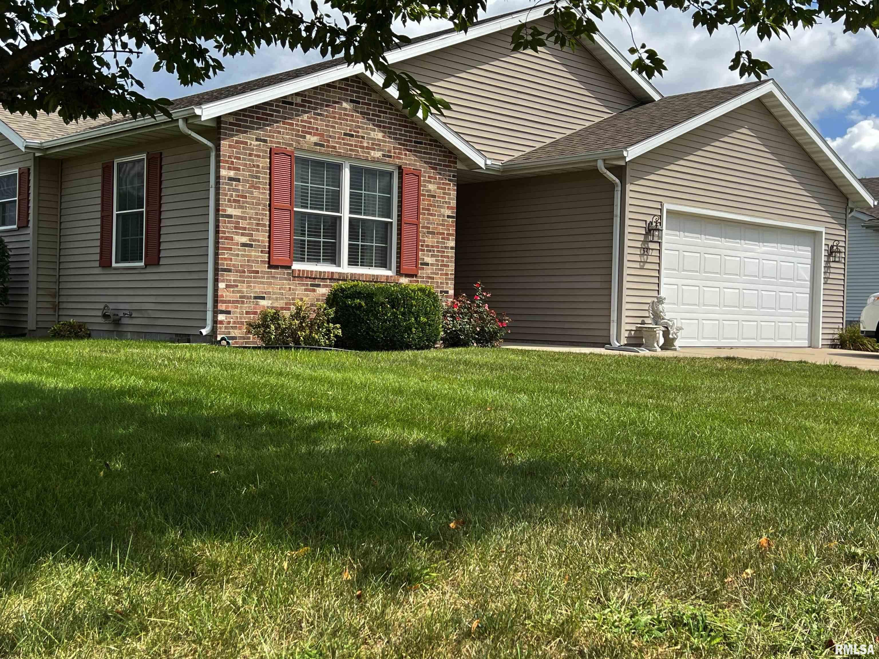 5317 Biltmore Drive Springfield, IL 62711 - Photo 2 of 11