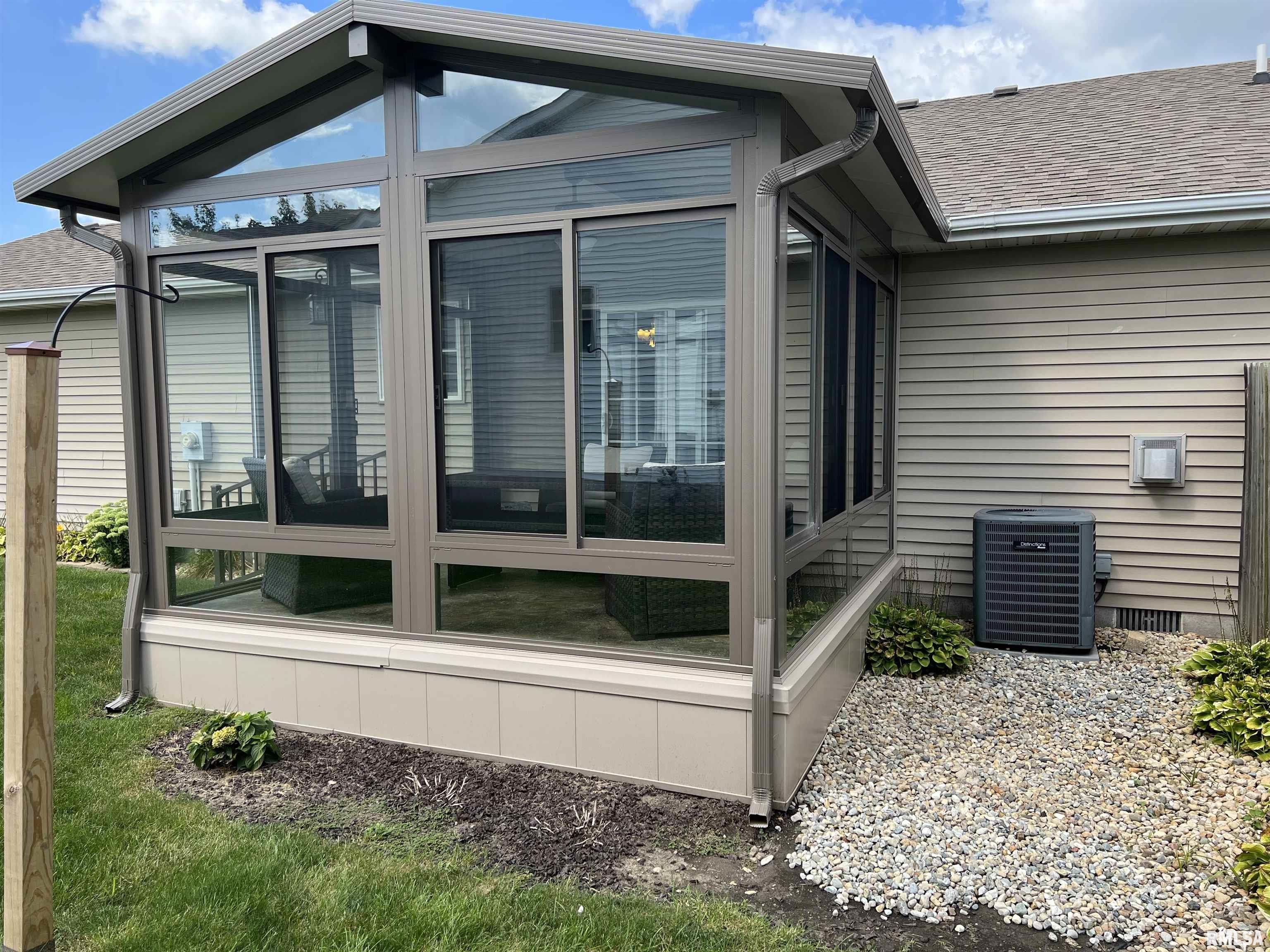 5317 Biltmore Drive Springfield, IL 62711 - Photo 10 of 11