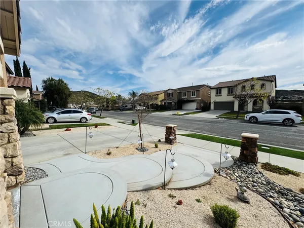 $3,600 | 34322 Blossoms Drive, Lake Elsinore, CA 92532