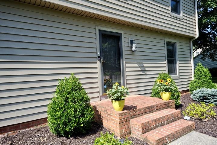 31 Spring Court Waynesboro, VA 22980 - Photo 2 of 67 Gallery Image 2