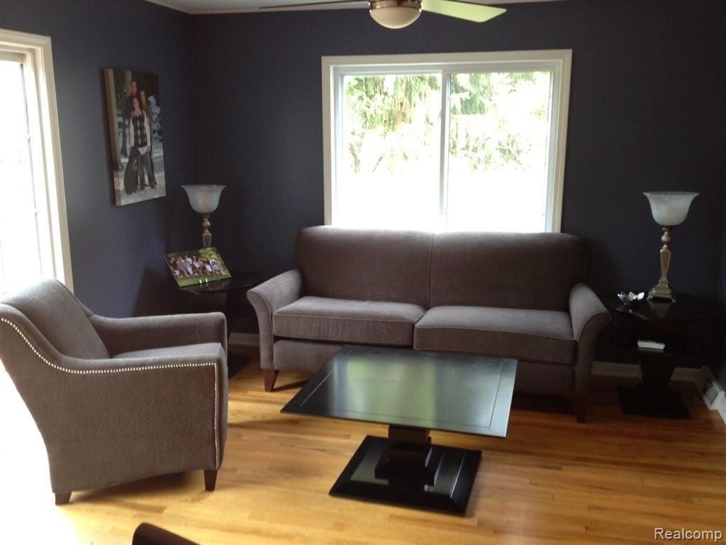 2828 Weaverton Rochester, MI 48307 - Photo 5 of 18 photo (6).JPG