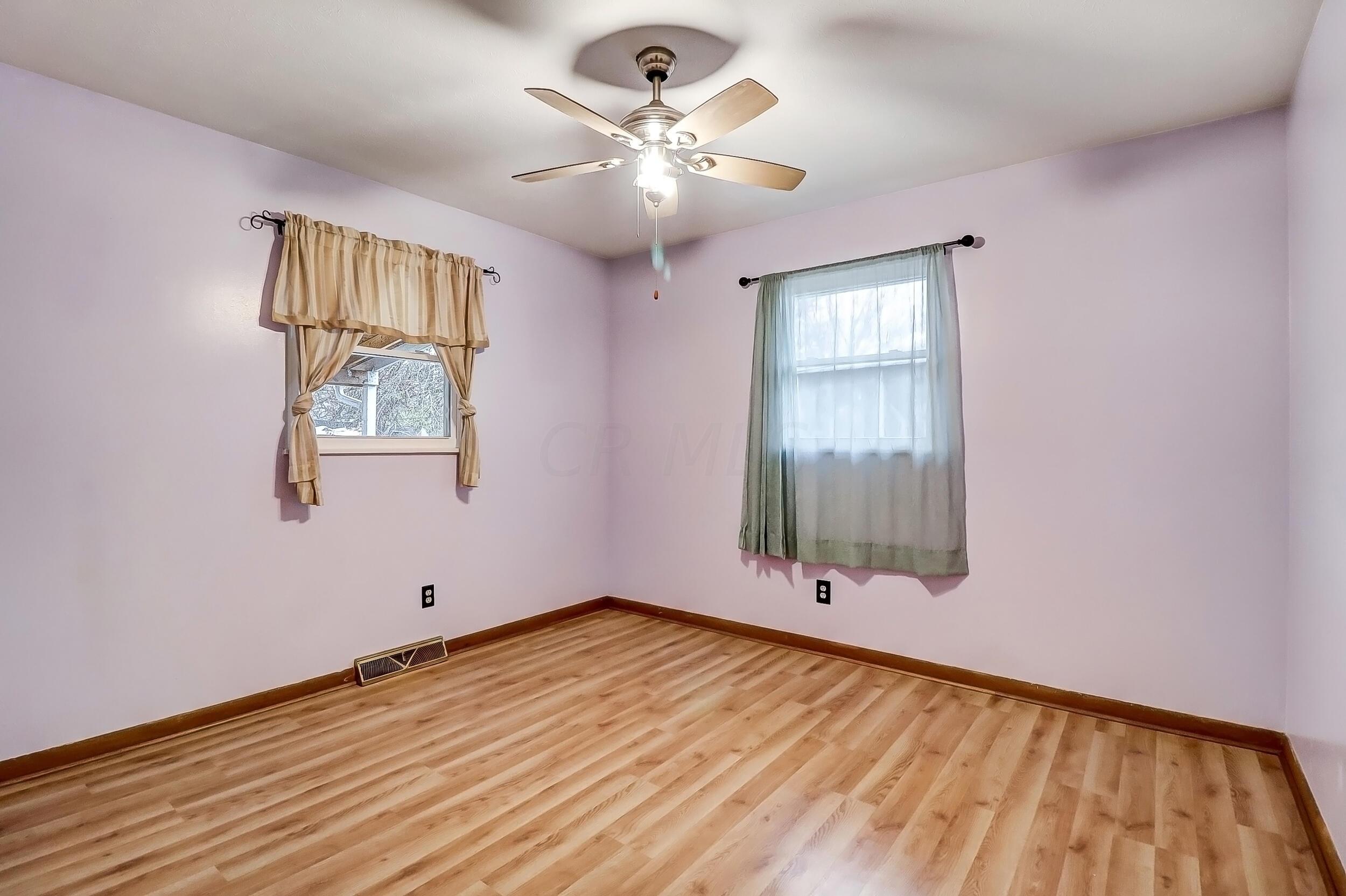 1411 Berkeley Road Columbus, OH 43206 - Photo 19 of 38 018