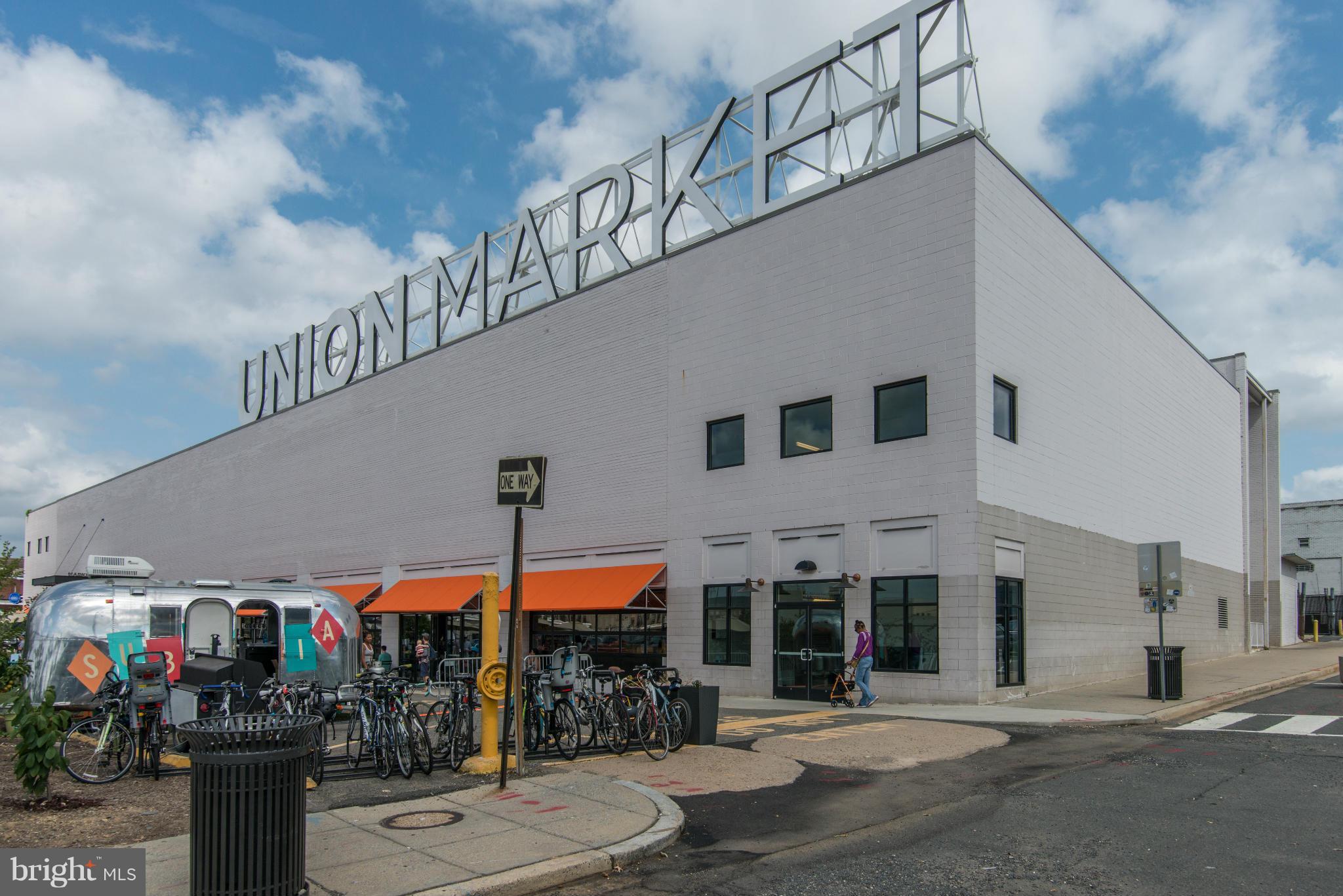 731 13th Street Northeast Washington, DC 20002 - Photo 19 of 21 Community