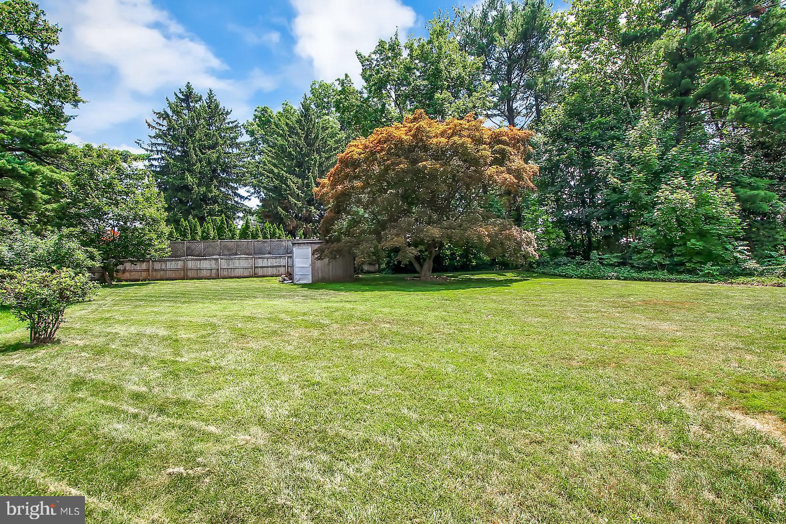 2376 Maple Road York, PA 17408 - Photo 6 of 25