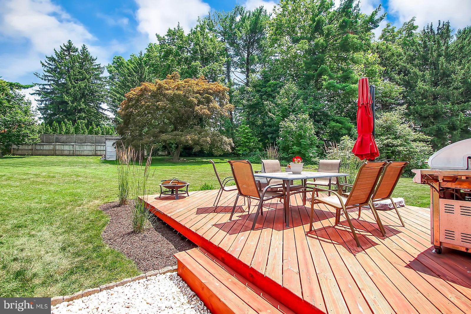 2376 Maple Road York, PA 17408 - Photo 8 of 25