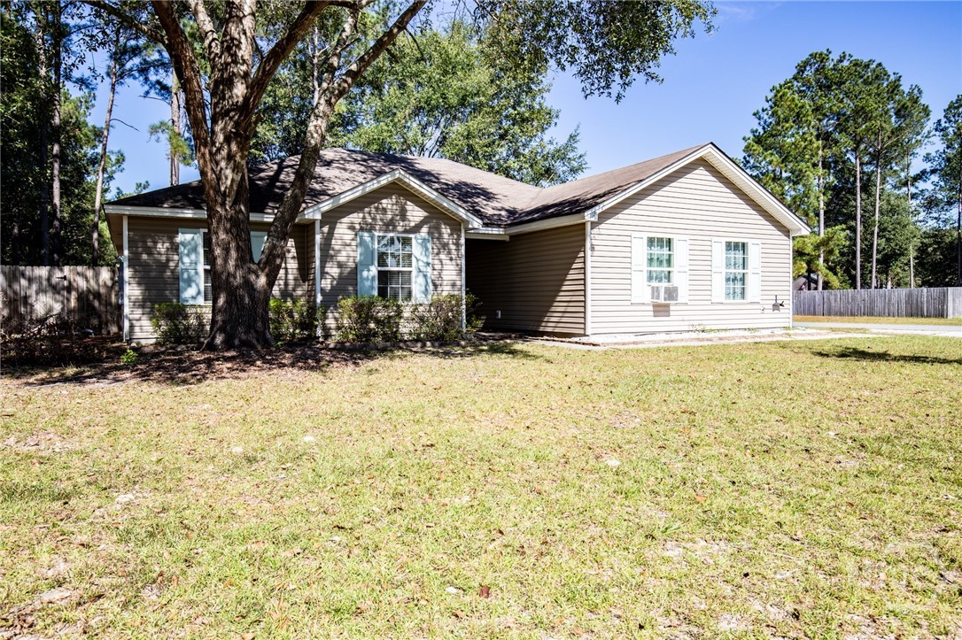 109 Knotty Pine Circle Springfield, GA 31329 - Photo 2 of 30