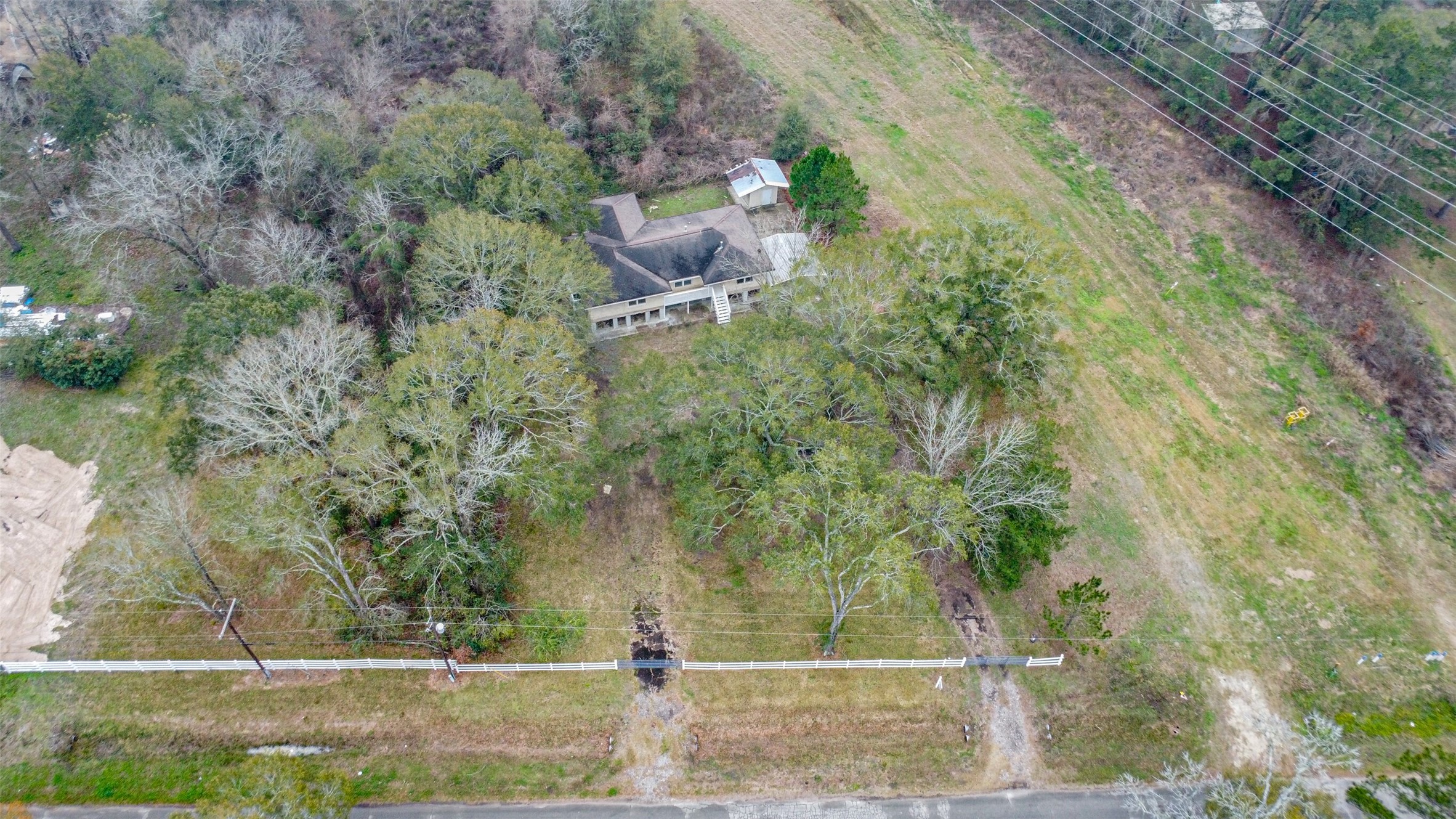 10412 Ehlers Road Conroe, TX 77302 - Photo 36 of 37 a view of a yard