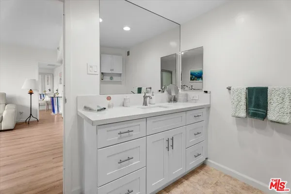 $3,200 | 4316 Marina City Drive, Unit 110G, Marina del Rey, CA 90292