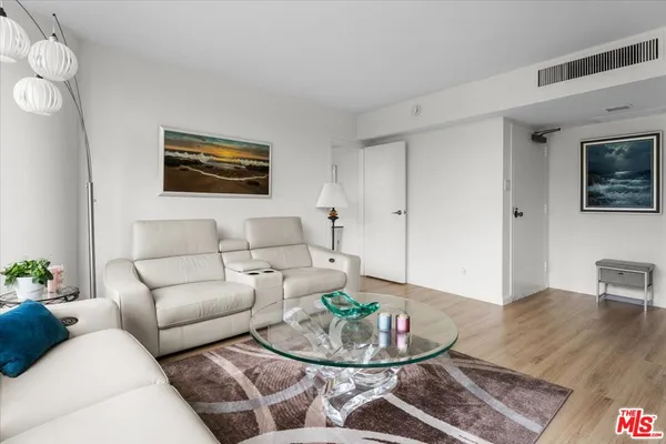 $3,200 | 4316 Marina City Drive, Unit 110G, Marina del Rey, CA 90292