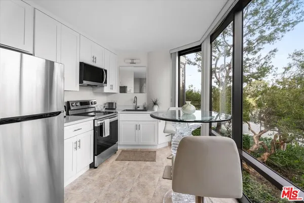 $3,200 | 4316 Marina City Drive, Unit 110G, Marina del Rey, CA 90292