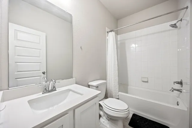 $530,000 | 17535 White Baneberry Drive, Conroe, TX 77385