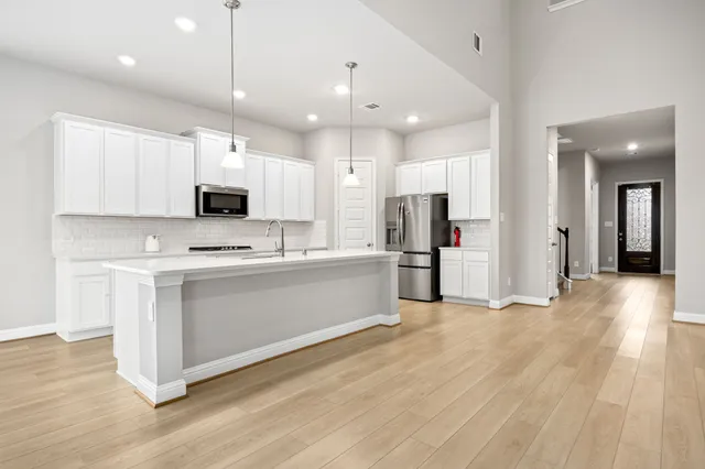 $530,000 | 17535 White Baneberry Drive, Conroe, TX 77385