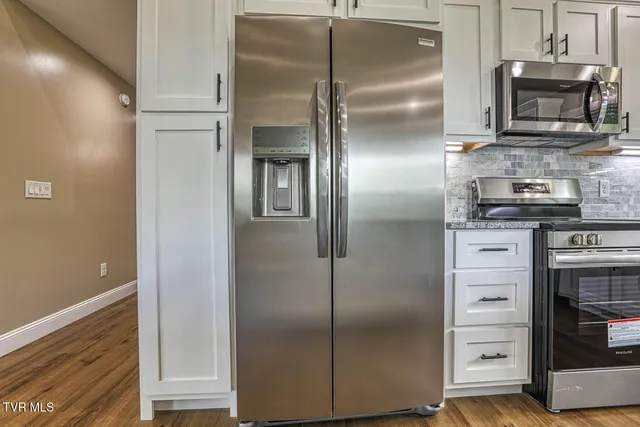 $290,000 | 1130 East McKinney Avenue, Rogersville, TN 37857