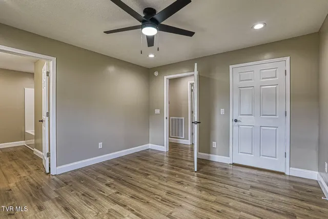 $290,000 | 1130 East McKinney Avenue, Rogersville, TN 37857