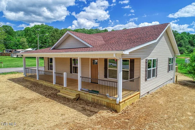$290,000 | 1130 East McKinney Avenue, Rogersville, TN 37857