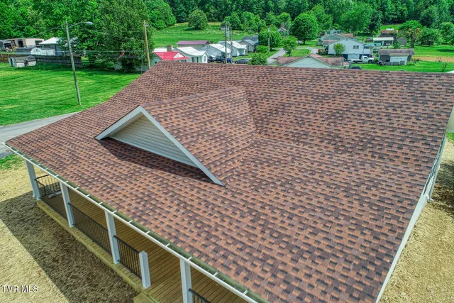 $290,000 | 1130 East McKinney Avenue, Rogersville, TN 37857