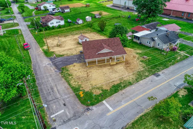 $290,000 | 1130 East McKinney Avenue, Rogersville, TN 37857