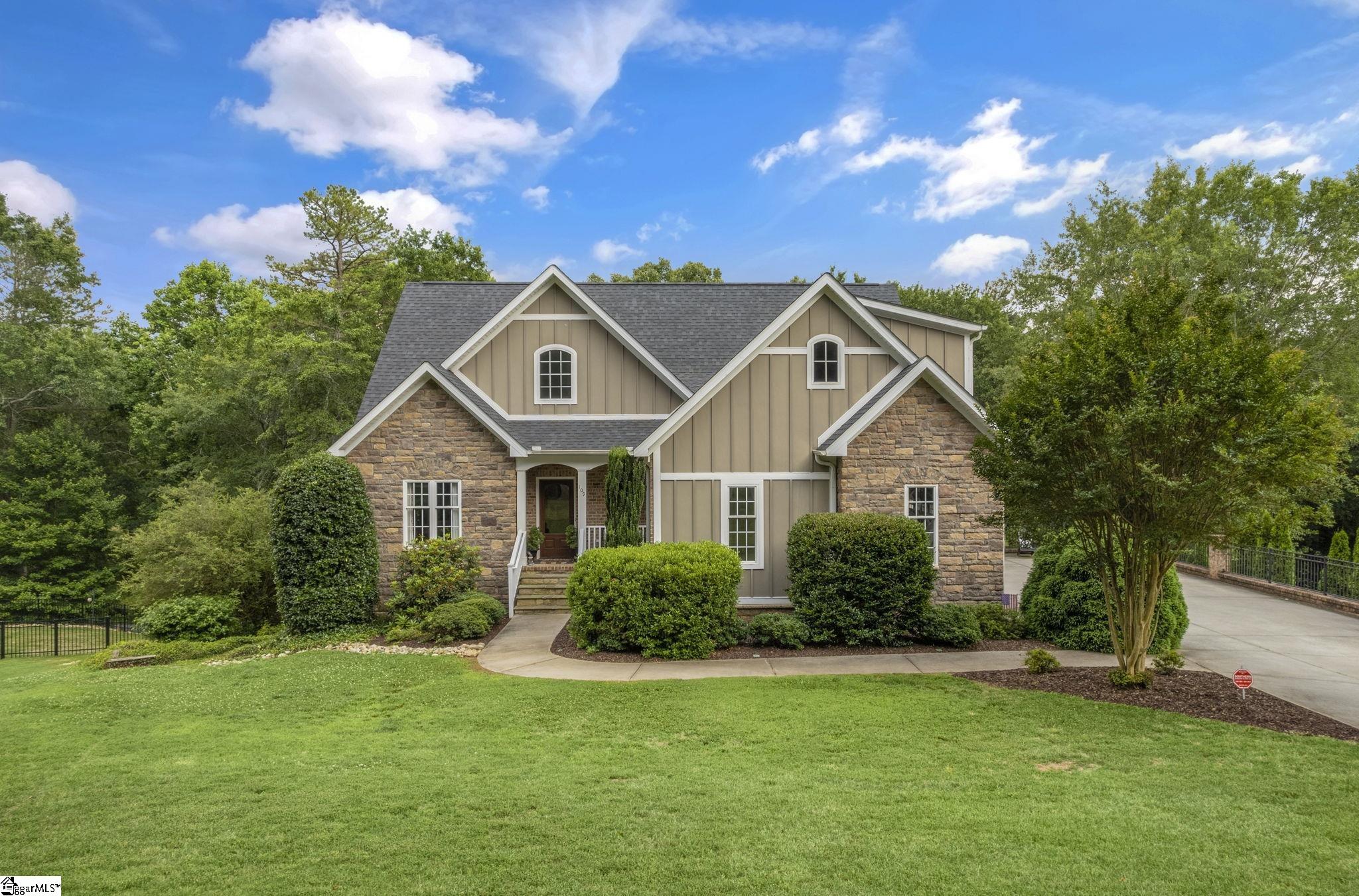 109 Newington Circle Anderson, SC 29621 - Photo 1 of 33 Gallery Image 1